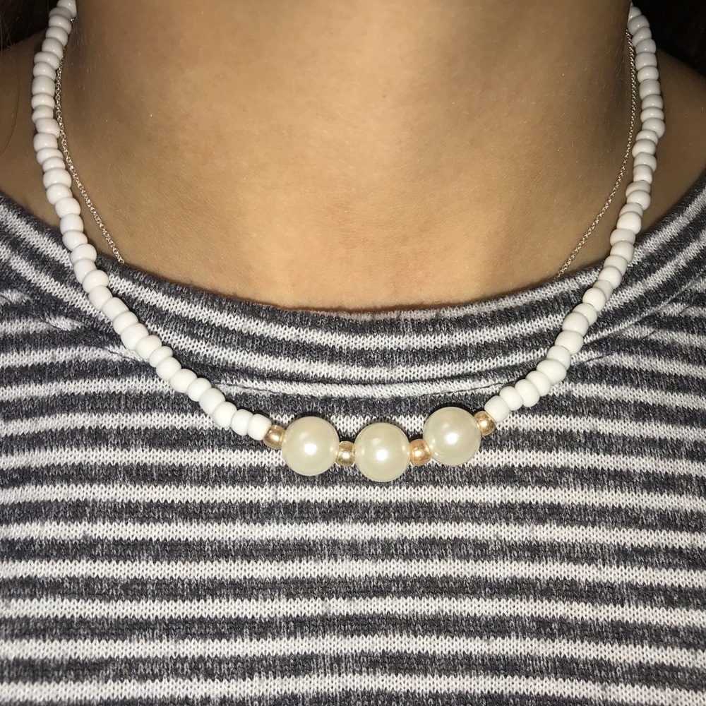 Golden Pearls Necklace